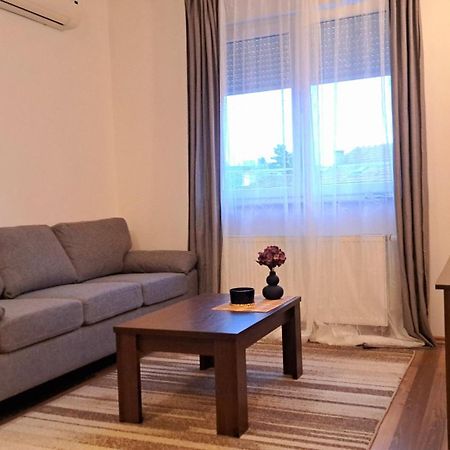 Lera Apartment-Free Public Parking Nearby Zagreb Exterior foto