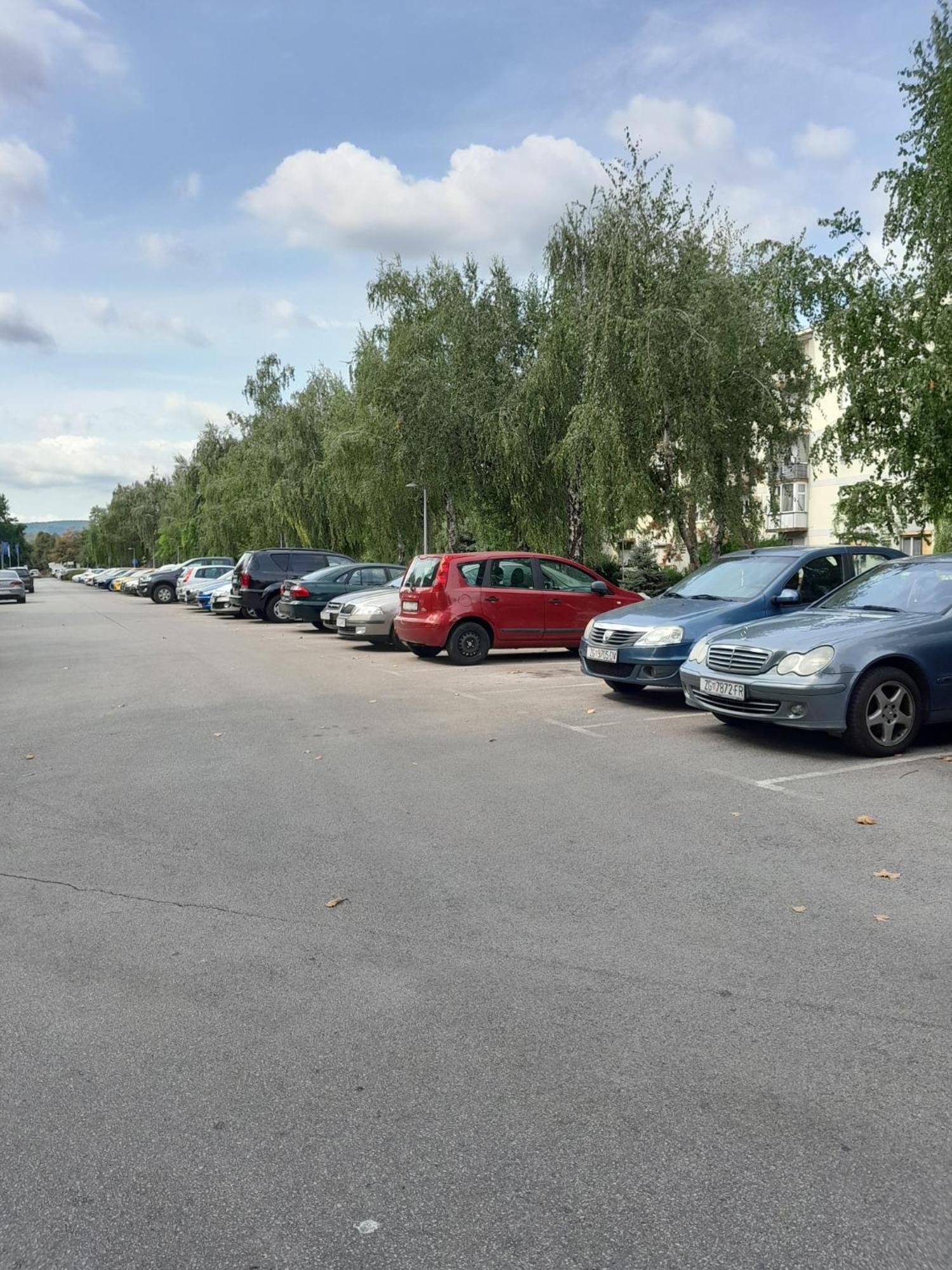 Lera Apartment-Free Public Parking Nearby Zagreb Exterior foto