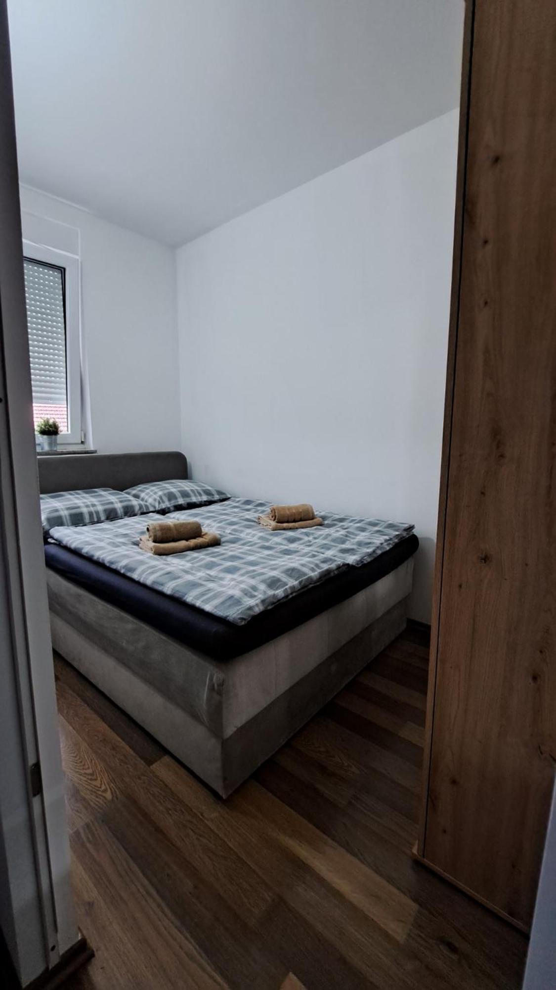 Lera Apartment-Free Public Parking Nearby Zagreb Exterior foto